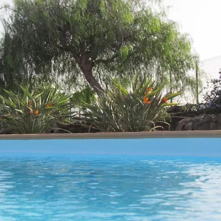 Wind Wave 28b - Heated & Shared Pool Feriehus La Oliva