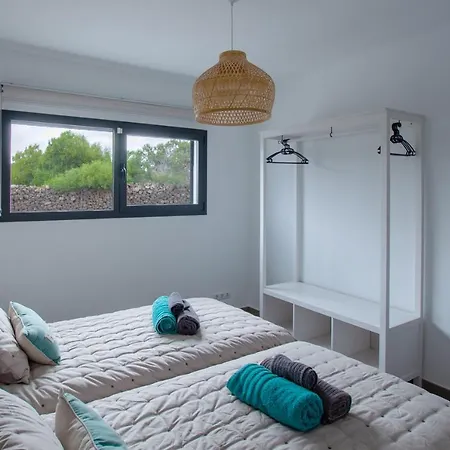 Vakantiehuis Wind Wave 28b - Heated & Shared Pool La Oliva